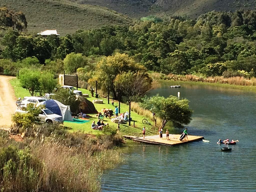 Oaksrest Vineyards Guest Farm Ladismith Exterior photo